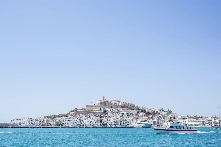Rundfahrt mit der Fähre von Santa Eulalia nach Ibiza Altstadt