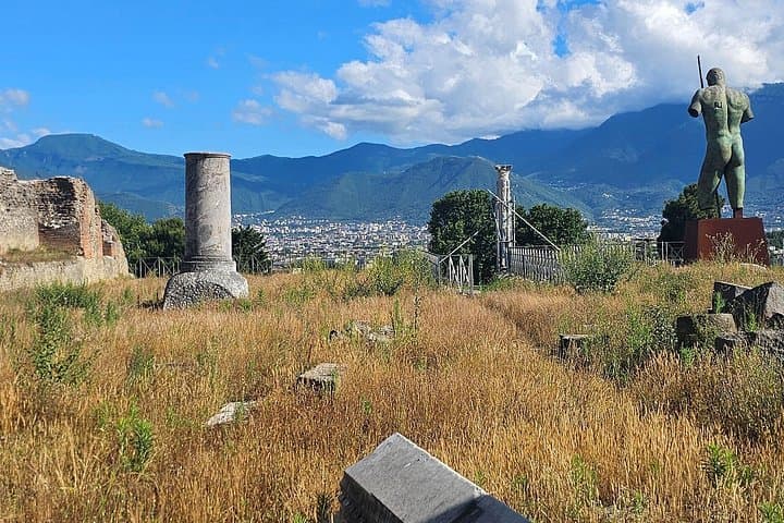 Tour Guiado a Pompeya desde Nápoles con Transporte — foto 2