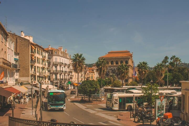 Tour Privato Guidato a Piedi di Cannes in 2 Ore — foto 3