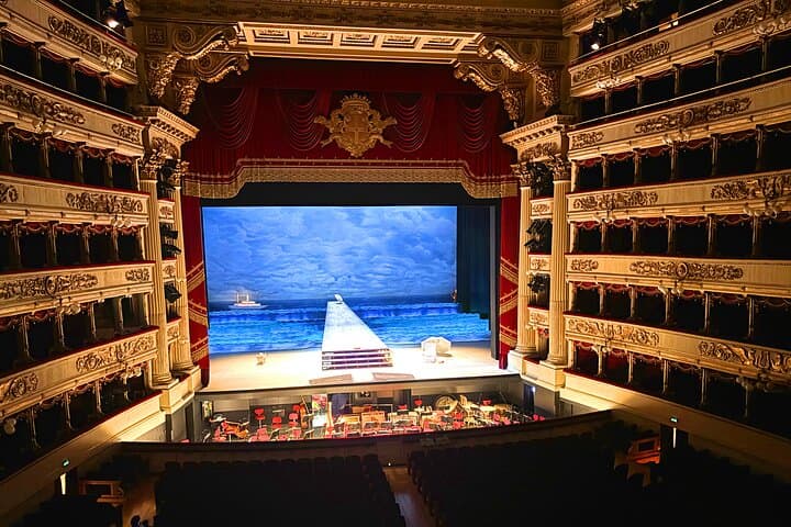 Tour del Teatro y Museo La Scala en Milán