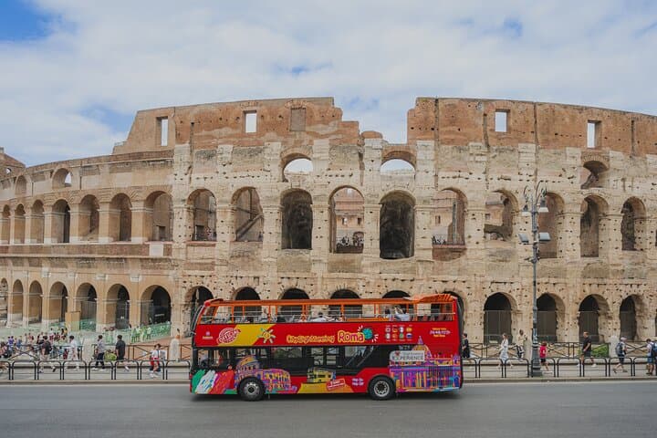 Visite de Rome en bus à impériale à arrêts multiples — photo 2