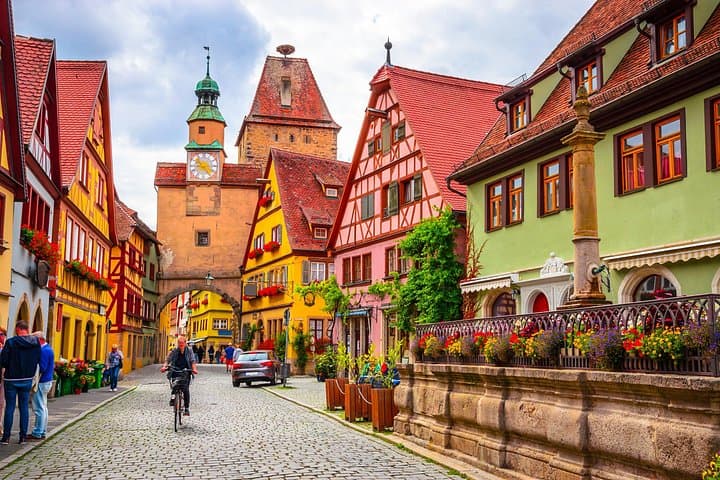 Tour di un giorno sulla Romantic Road: Rothenburg e Castello di Harburg da Monaco