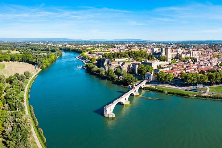 2-stündige lokale Stadtführung in Avignon