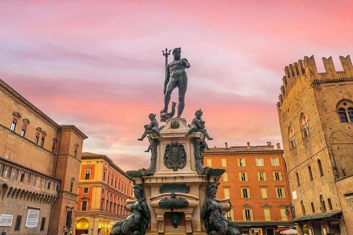 Wanderung durch Bologna mit einem lokalen Guide — Foto 5