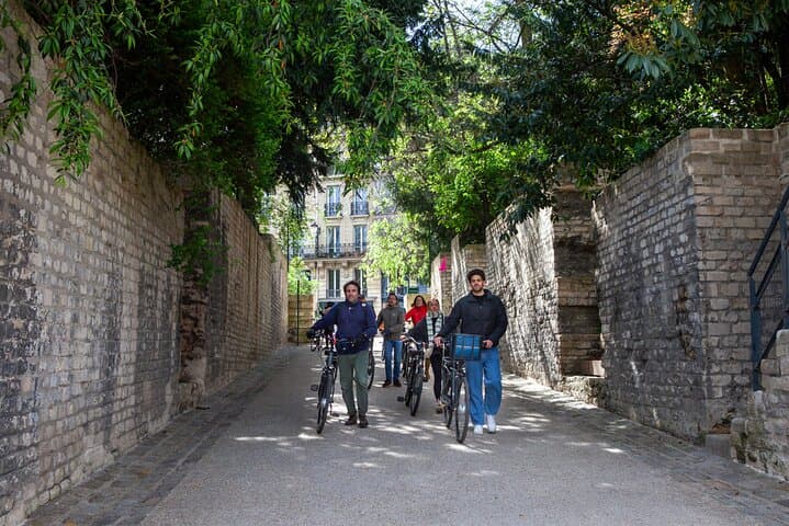 Meilleur de Paris : Visite guidée en petit groupe à vélo électrique — photo 2