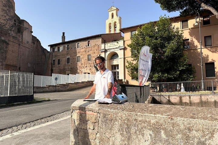 Geführte Tour durch das Kolosseum, das Forum Romanum & den Palatin in Rom — Foto 5