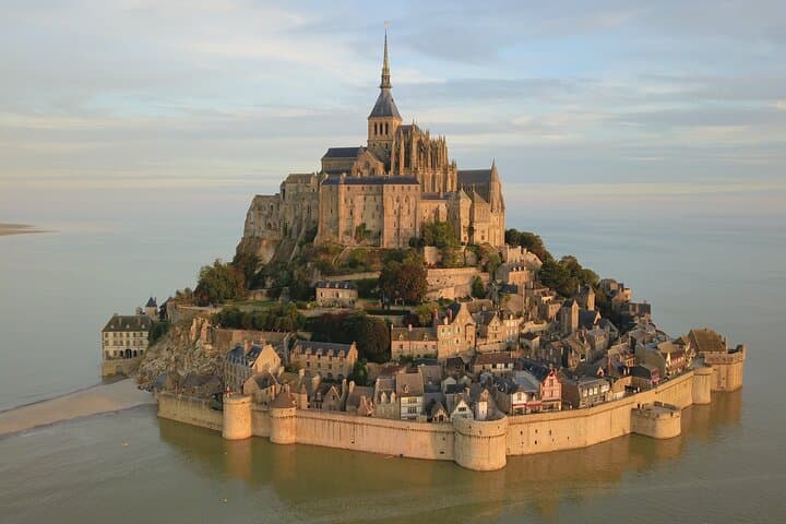 Tour Privato di Mont Saint-Michel e Omaha Beach da Parigi — foto 1