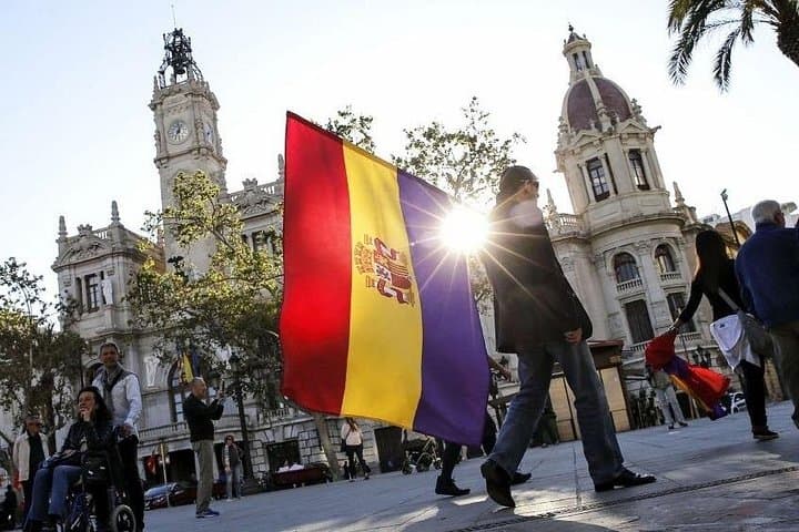 Discover the traces of the Republic and the civil war in Valencia