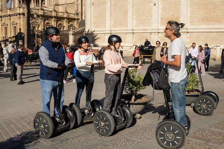 Tour della città di Siviglia: Tour Monumentale in Segway di 2 ore — foto 5