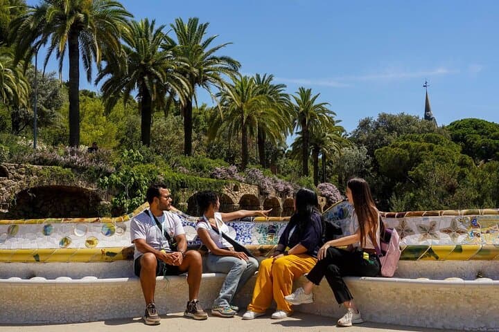 Geführte Tour durch die Sagrada Familia & den Park Güell — Foto 2