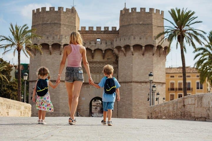 Visite privée en famille à Valence avec churros, parcs et musée des sciences