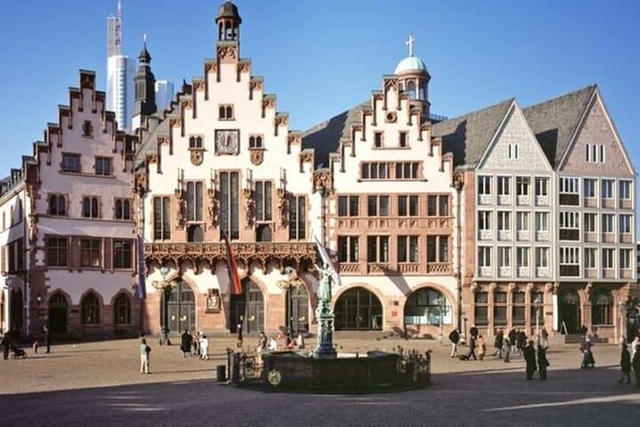 Frankfurt Highlights &amp; Hidden Gems Walking Tour — Foto 4