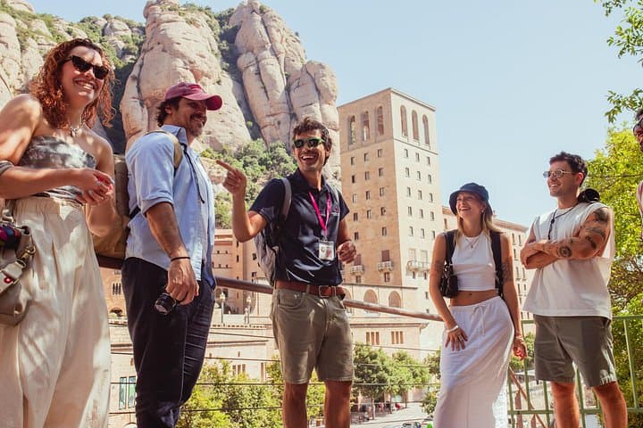 Barcelona nach Montserrat Tour: Basilika, Transfers & Zusatzangebote