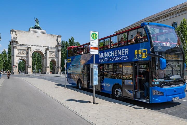 Big Bus München Hop-on Hop-off Bustour — Foto 2