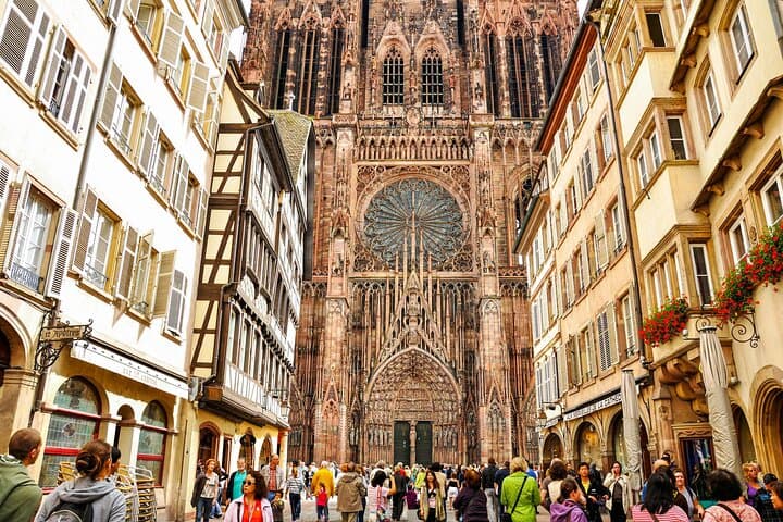 Visite de Strasbourg à pied avec audioguide sur votre smartphone