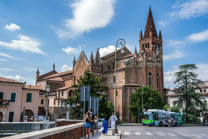 Tour a Piedi in Piccolo Gruppo a Verona — foto 5