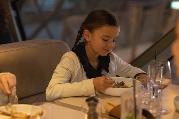 Cena Tardiva al Ristorante Madame Brasserie della Torre Eiffel — foto 4