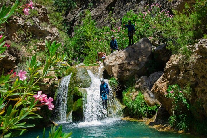 Aventura de Canyoning en el Río Verde en Granada