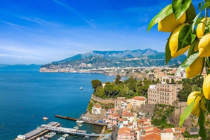Premium Tour von Sorrent, Positano, Amalfi ab Neapel
