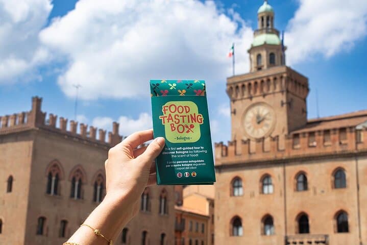 Caja de Degustación de Comida de Bolonia - Tour Autoguiado con Degustación de Comida