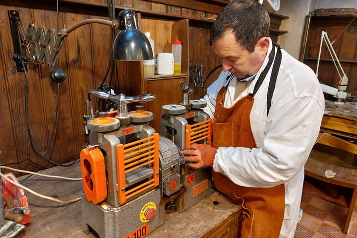 Venedig: Privater Goldschmiedeworkshop: Gestalte deinen eigenen Silberring — Foto 3