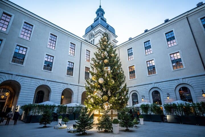 Private Walking Tour Lyon Weihnachtsarchitektur — Foto 2