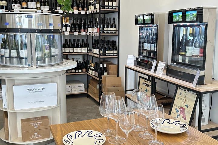 Marseille: Individuelle Weinverkostungserfahrung in einem erstklassigen Weinladen — Foto 4