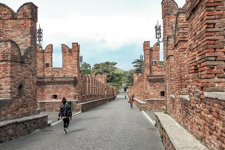 Verona: Stadtführung mit Audioguide in 7 Sprachen — Foto 5