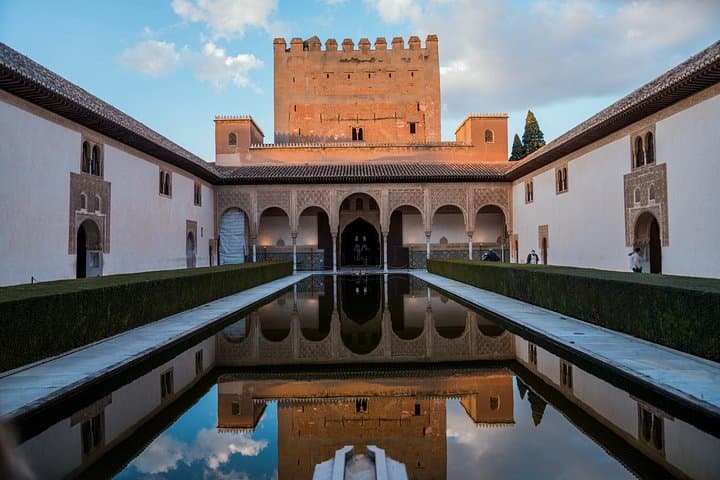 Tour Privado de la Alhambra y el Generalife en Granada