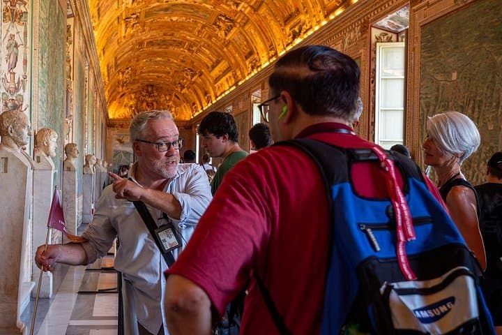 Private Frühmorgendliche Sixtinische Kapelle mit Vatikan Tour — Foto 4