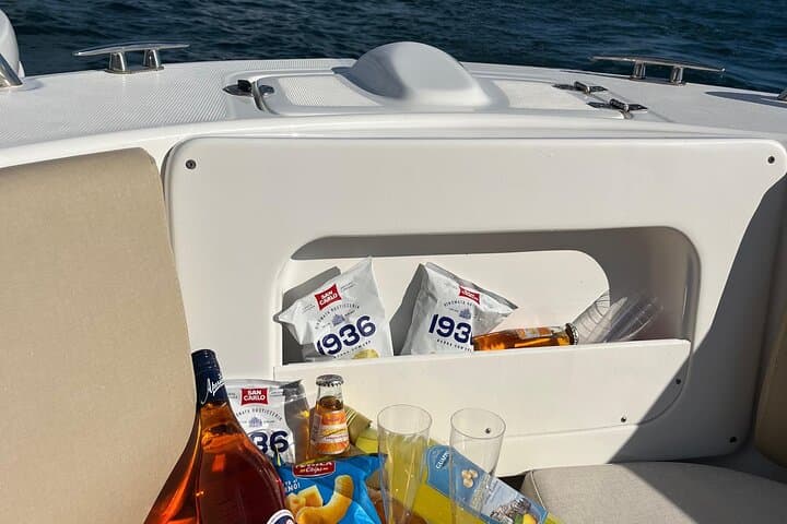 Sonnenuntergangs-Bootstour mit Aperitif an der Amalfiküste — Foto 3