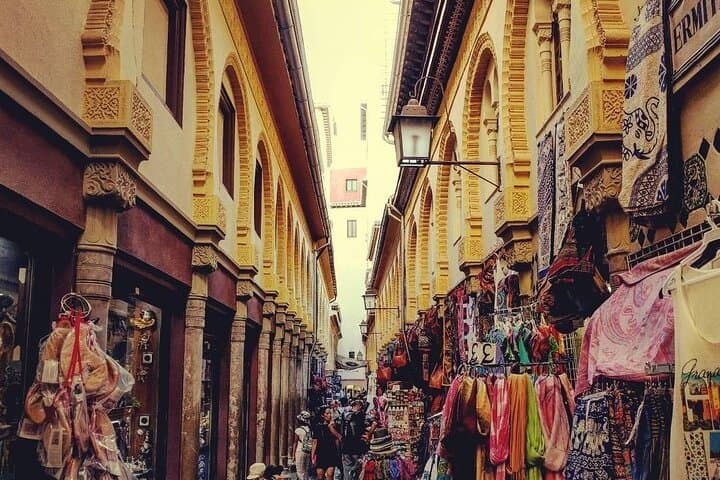 Tour Privado del Centro de Granada con Entrada a la Capilla Real — foto 4