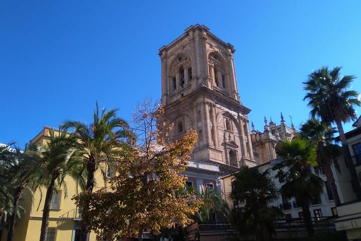 Tour Privado por el Centro Histórico y el Albaicín en Granada — foto 2