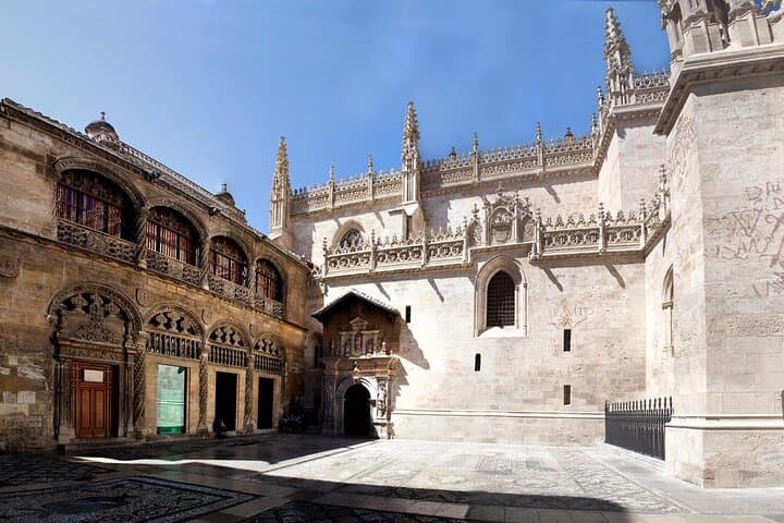 Tour Privado por el Centro Histórico y el Albaicín en Granada — foto 3