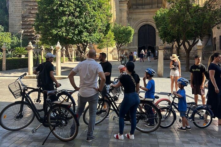Tour in E-bike di 2 ore a Malaga — foto 4