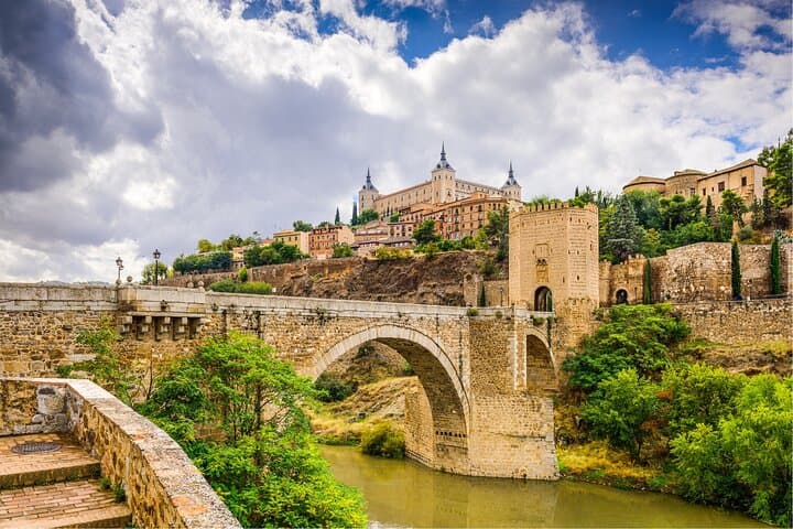 Excursión de un día completo a Toledo y Segovia desde Madrid — foto 2