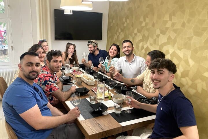 Weinverkostung und lokale Spezialitäten in Lyon — Foto 3