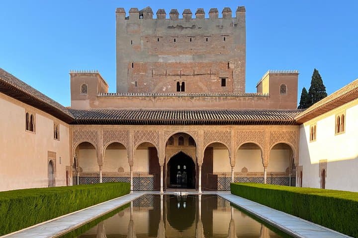 Private Tour der Alhambra und Nasridenpaläste — Foto 2