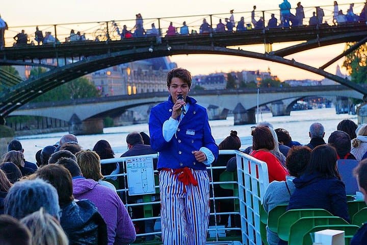 Seine-Rundfahrt mit Führung in Paris — Foto 2