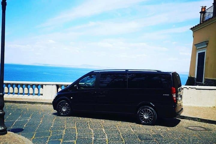 Privater Transfer von Neapel nach Sorrent