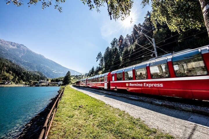 Da Milano: Tour di St. Moritz e Bernina Express Panoramico — foto 1