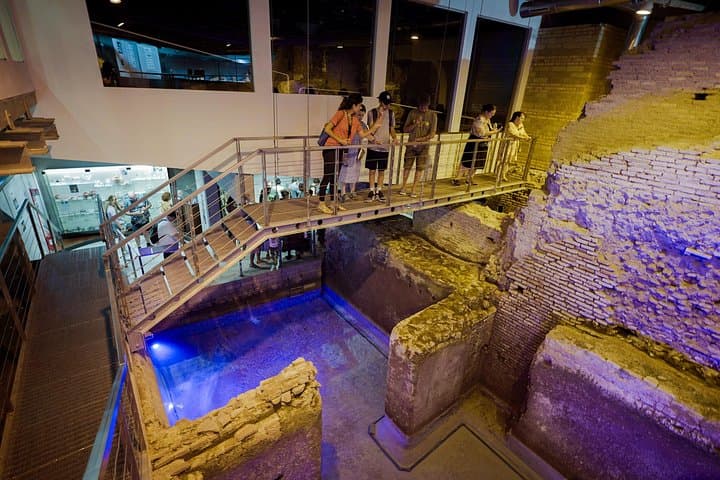 Tour dell'Acquedotto Sotterraneo e della Scalinata di Spagna — foto 4