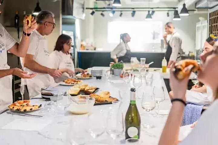 Expérience de cuisine de pizza et de gelato à Milan — photo 3