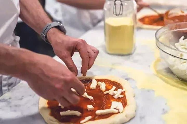 Expérience de cuisine de pizza et de gelato à Milan — photo 4