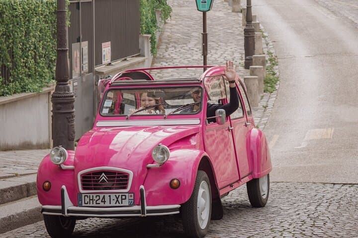 Tour notturno privato di 2 ore a Parigi in una Pink 2CV — foto 4