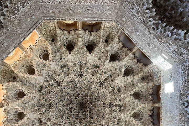 Private Tour der Alhambra und Nasridenpaläste — Foto 3