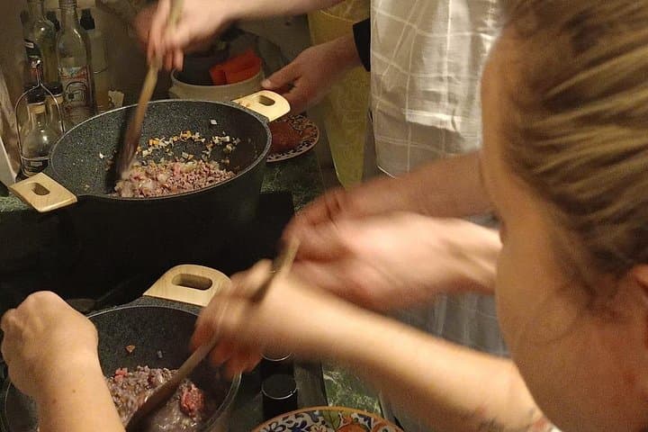 Bologna: Tagliatelle & Ragù Kochkurs mit Wein — Foto 4