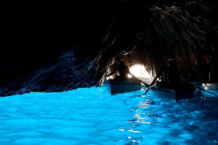 Da Napoli: Tour di Gruppo Ridotto a Capri e Grotta Azzurra