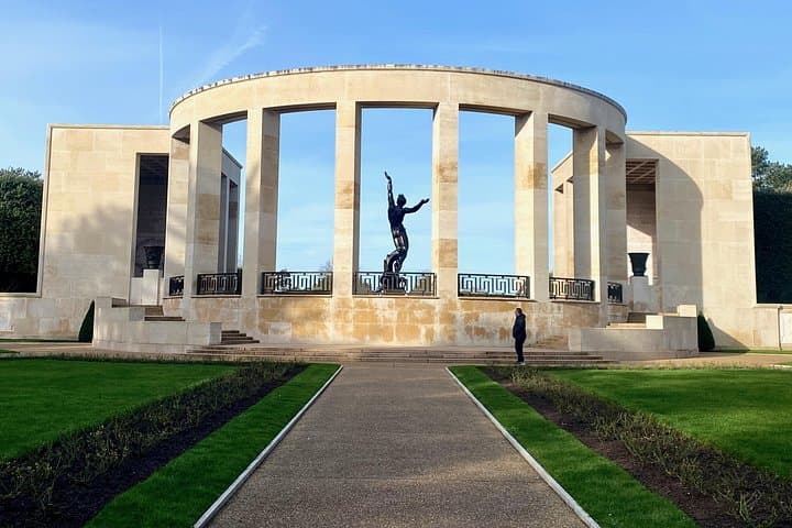 Tour Privato Guidato ai 7 Luoghi Iconici del D-Day in Normandia da Parigi — foto 2