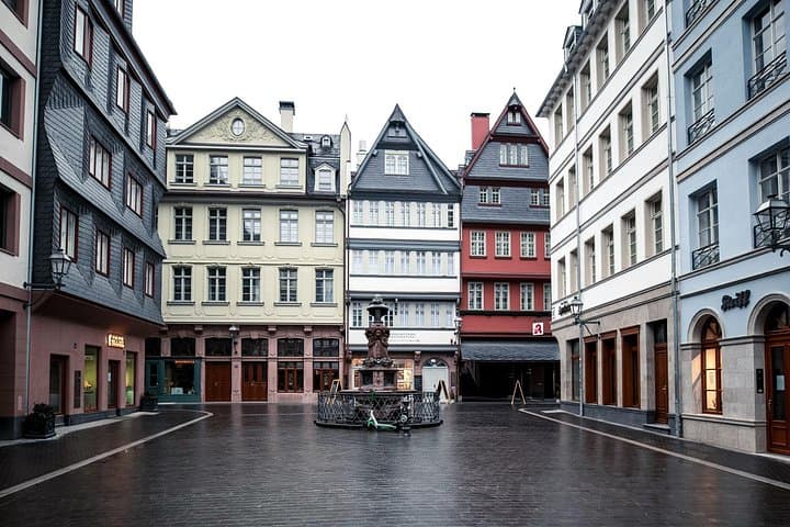 Tour privado a pie de 2 horas por Frankfurt